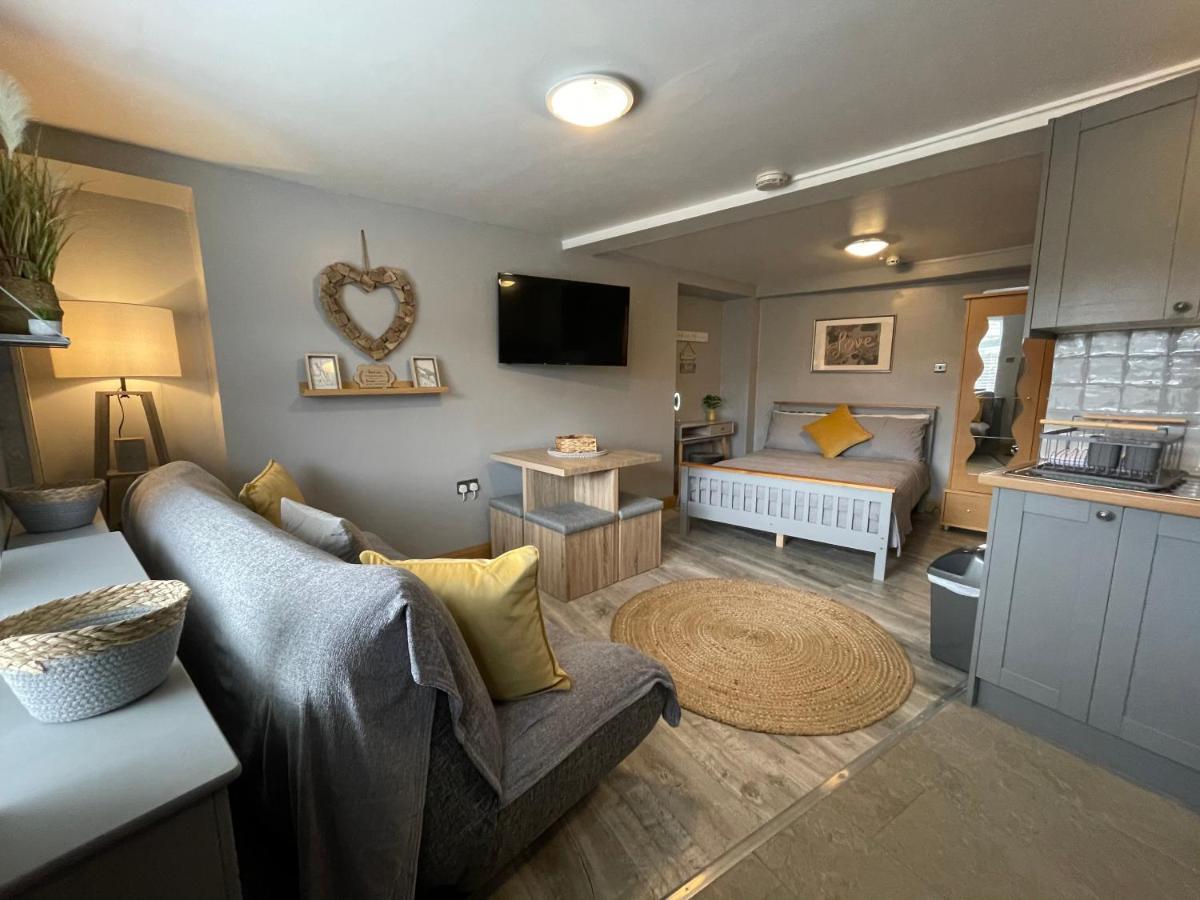 Westend Holiday Let 1 Brecon Esterno foto